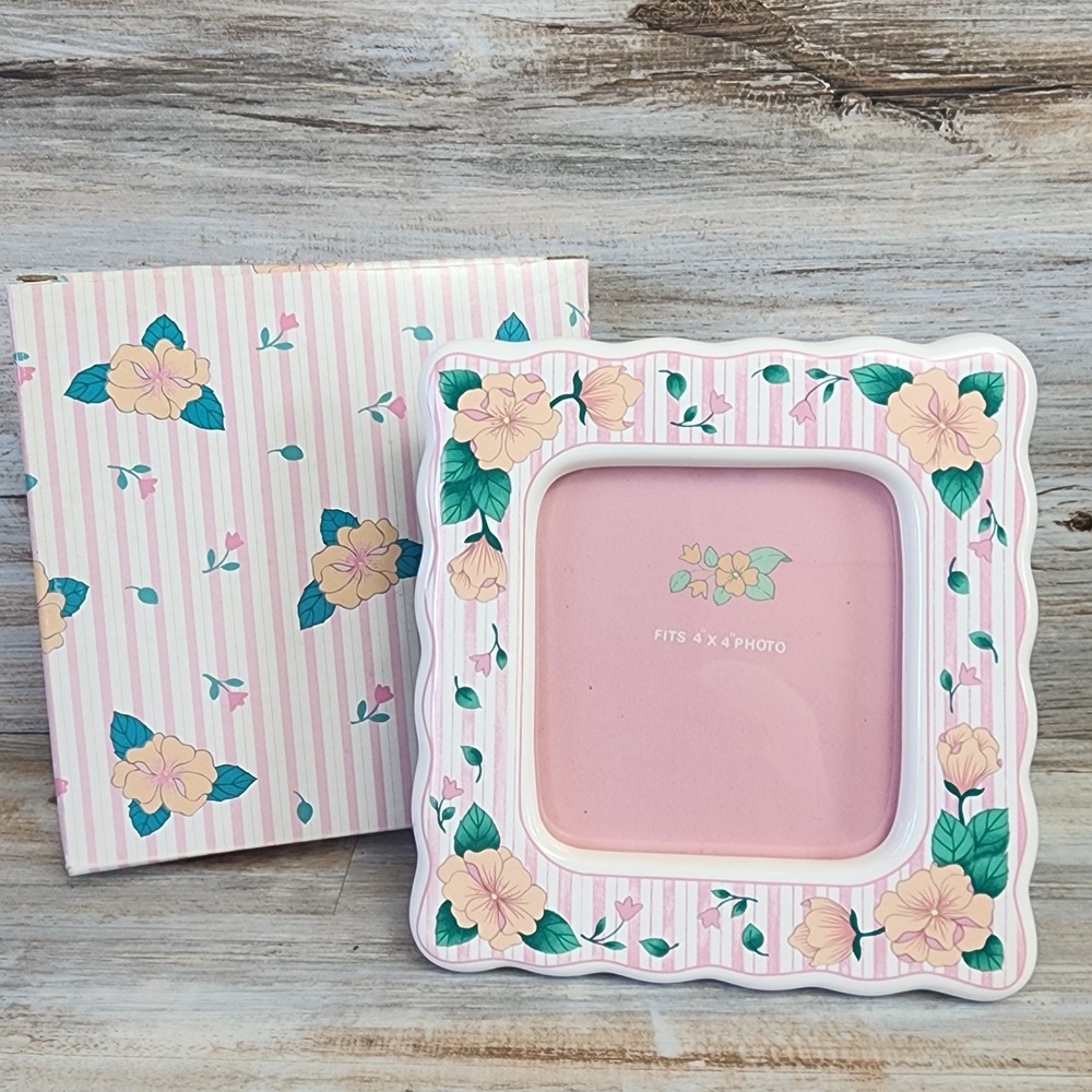 Vintage Papel Freelance Floral Ceramic Picture Frame 4x4 Pink Striped L53368